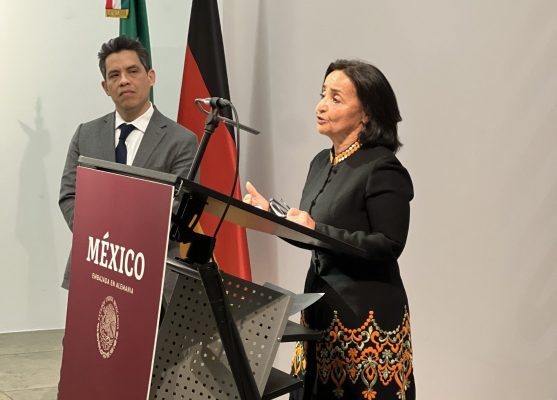 Shahla Payam und Francisco Quiroga, Botschafter von Mexiko