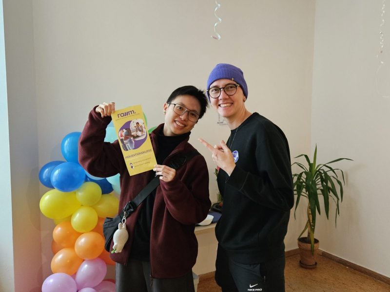 Managerin vom Lernprogramm "SelbständigkeitsFührerschein" Yuanyuan Wang mit Fernanda Beck