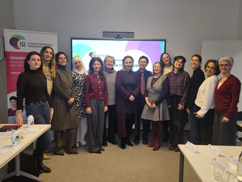 Das ISI-Team mit den Dozentinnen